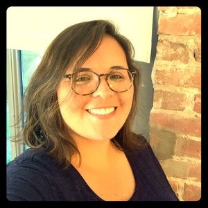 Meet your Posher, Lacinda